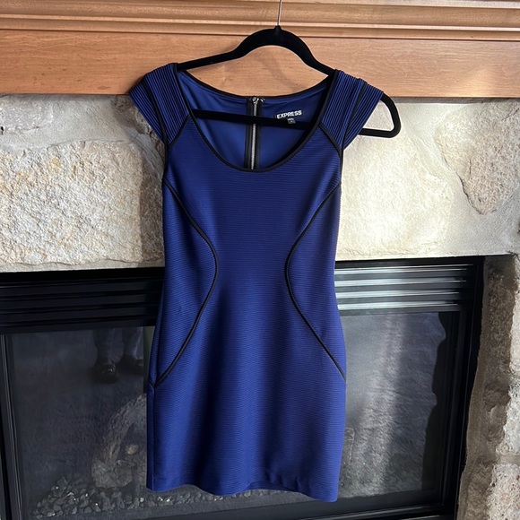 Express Cap Sleeve Dress. Full back zipper Size 0 EUC - Picture 1 of 6